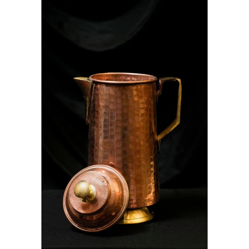 Jarra de cobre pulido marrón v - Vintage Coffee Equipment reseña y precio